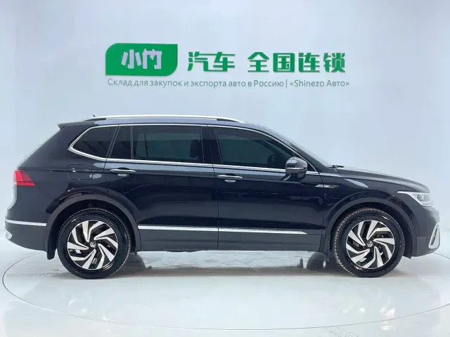 Volkswagen Tiguan L — Фото автомобиля 8