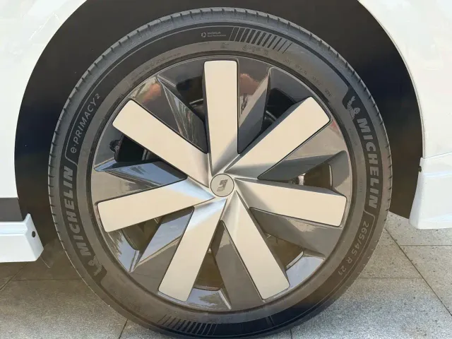 Li Auto i6 — Фото автомобиля 6