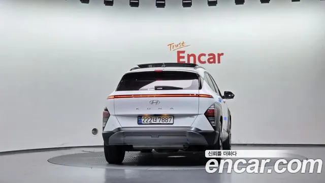 Hyundai Kona SX2 — Фото автомобиля 4
