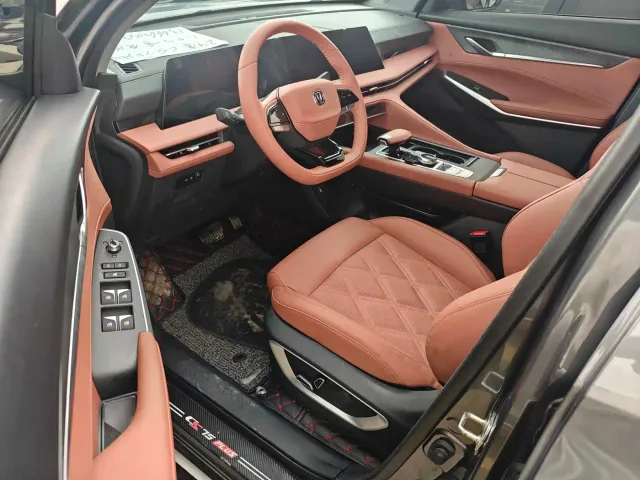 Changan CS75 Plus — Фото автомобиля 4