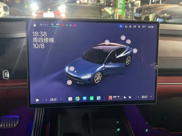 Xiaomi SU7 — Фото автомобиля 12