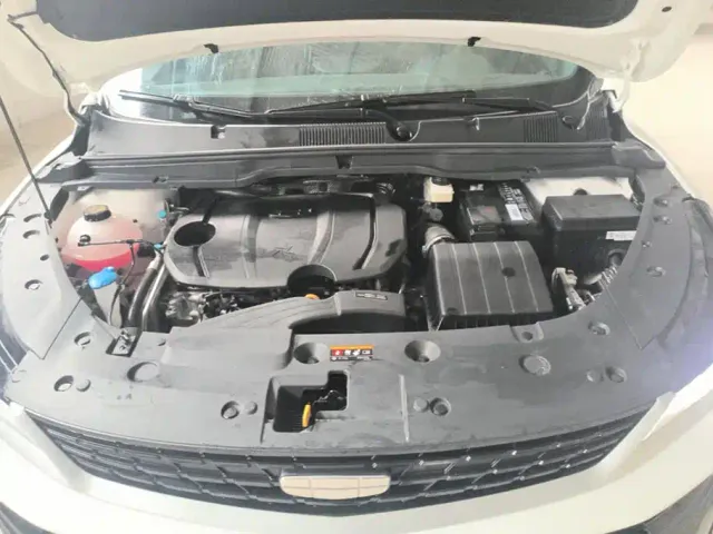 Geely Binyue — Фото автомобиля 10
