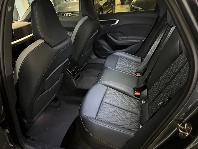 Audi A5L — Фото автомобиля 10