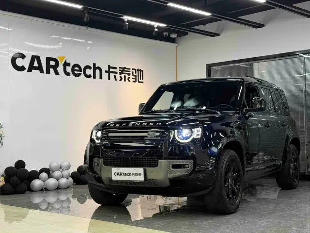 Land Rover Defender — Фото автомобиля 8