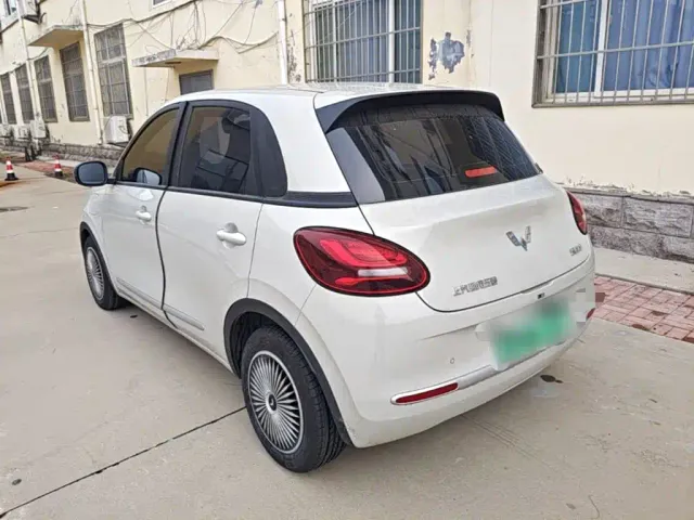 Wuling Bingo — Фото автомобиля 4