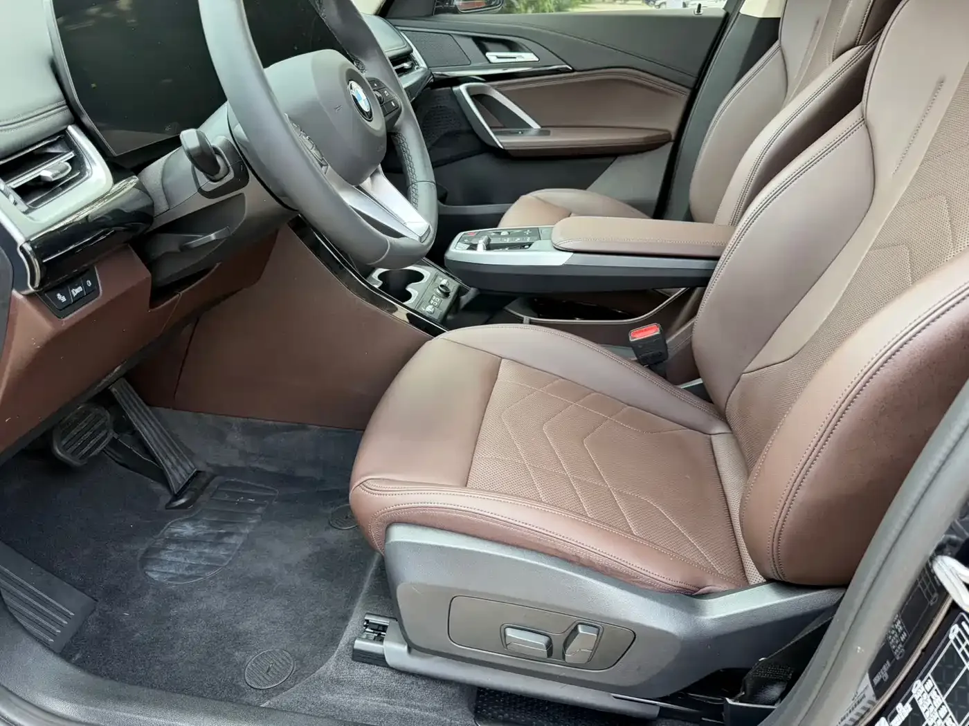 BMW BMW X1 2023 sDrive20Li X Design Package — Фото автомобиля 10