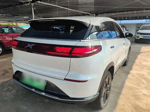 Xpeng G3 — Фото автомобиля 6
