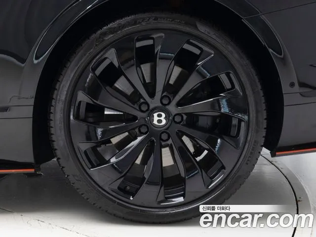 Bentley Continental — Фото автомобиля 5