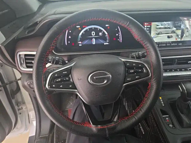 GAC Trumpchi M6 — Фото автомобиля 15