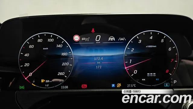Mercedes-Benz E-Class — Фото автомобиля 7