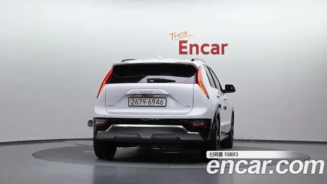 Kia Niro The All New Niro Signature — Фото автомобиля 4