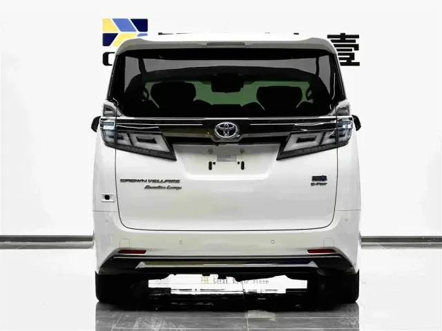 Toyota Vellfire 2021 Crown Hybrid 2.5L HV Supreme Edition — Фото автомобиля 5