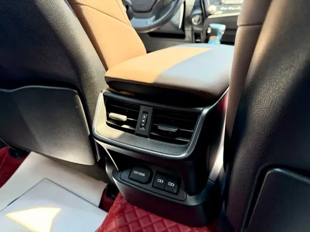 Lexus ES — Фото автомобиля 7
