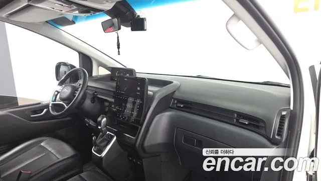 Hyundai Staria — Фото автомобиля 9