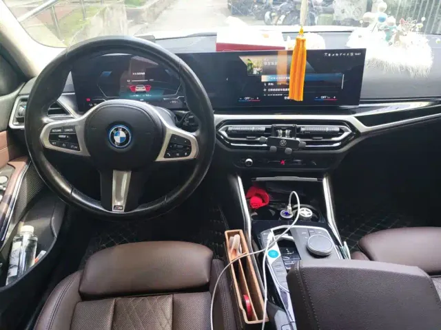 BMW i3 — Фото автомобиля 5