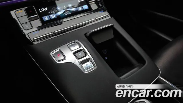 Hyundai Grandeur New — Фото автомобиля 9