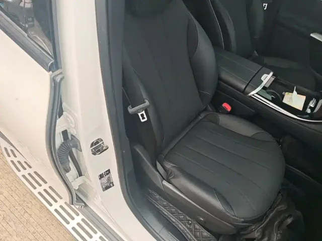 Mercedes-Benz EQE SUV — Фото автомобиля 24