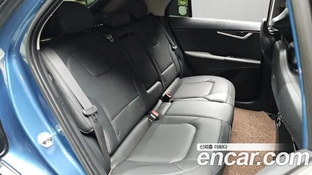 Kia Niro — Фото автомобиля 22