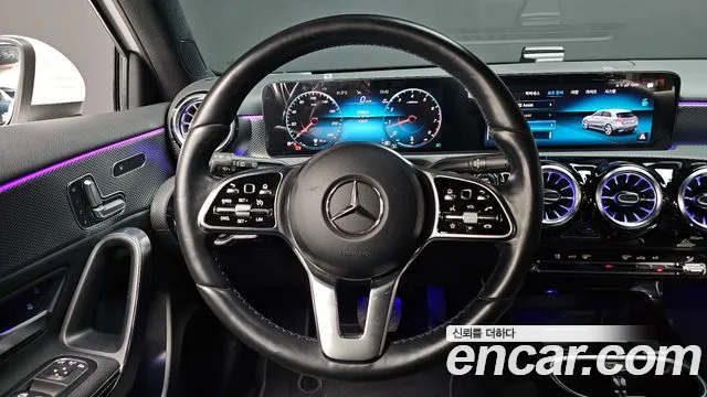 Mercedes-Benz A-Class — Фото автомобиля 13