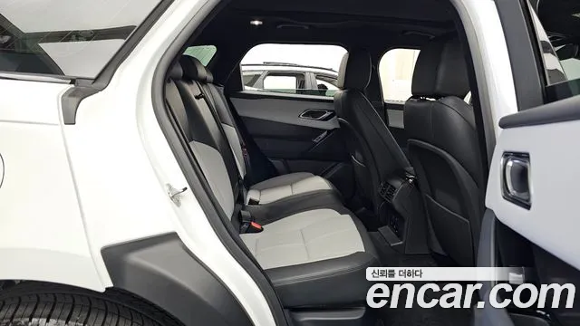 Land Rover Range Rover Velar — Фото автомобиля 18