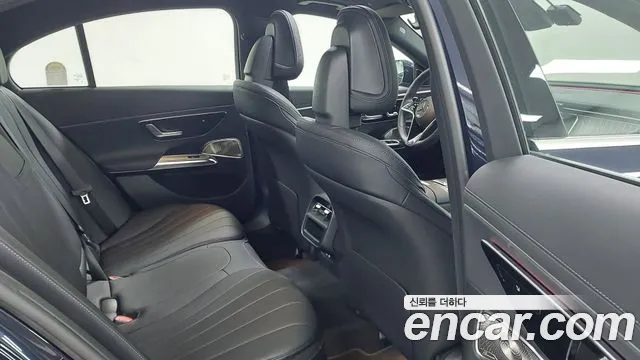Mercedes-Benz E-Class E-класс W214 E300 4MATIC Exclusive — Фото автомобиля 10