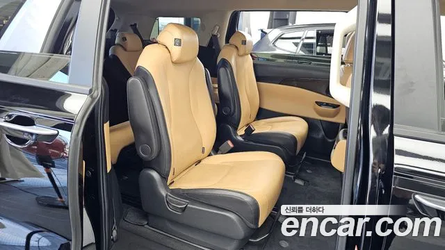 Kia Carnival 4th Gen — Фото автомобиля 18
