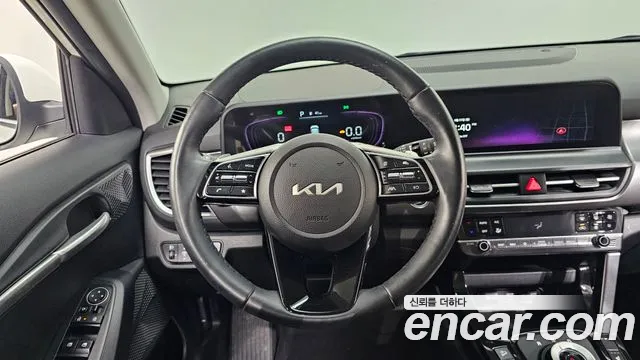 Kia Seltos Новый Seltos Бензин 1.6 турбо 2WD — Фото автомобиля 14