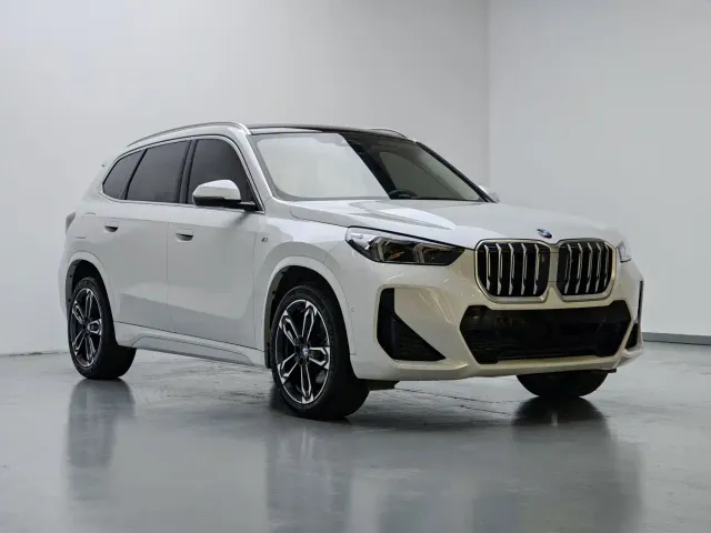 BMW X1 — Фото автомобиля 3