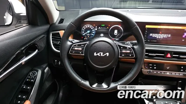Kia Seltos Новый Seltos Бензин 1.6 турбо 2WD — Фото автомобиля 13