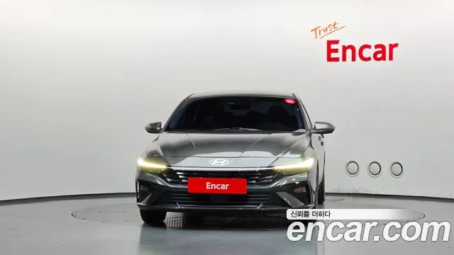 Hyundai Avante CN7 — Фото автомобиля 3