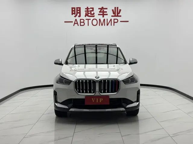 BMW X1 — Фото автомобиля 2