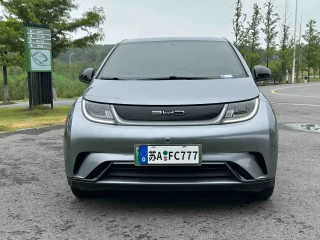 BYD Dolphin — Фото автомобиля 2