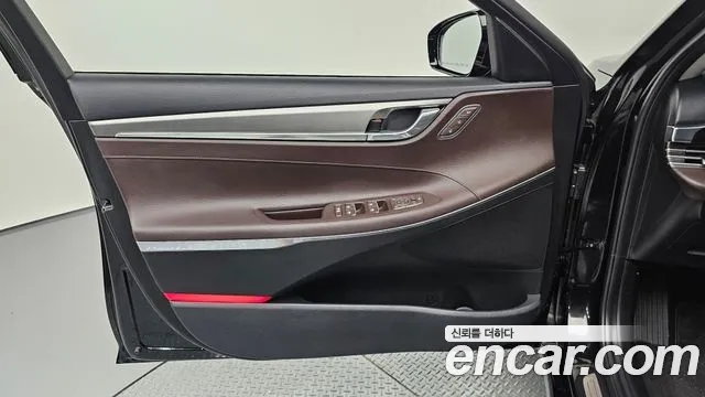 Hyundai Grandeur Новый Grandeur IG — Фото автомобиля 24
