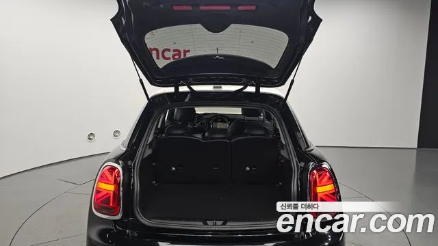 Mini Cooper Cooper 5 дверей Classic Plus — Фото автомобиля 20