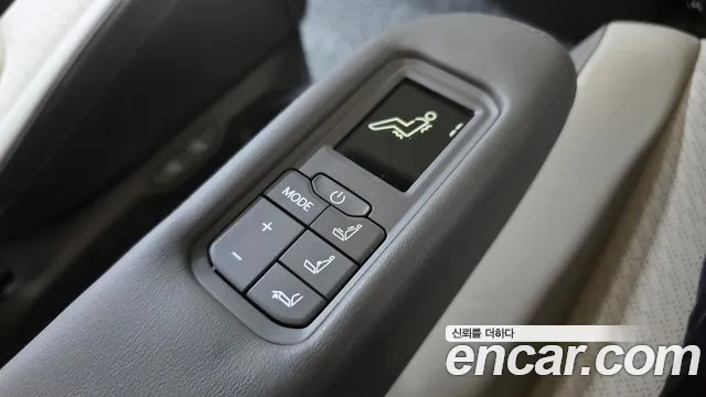 Kia Carnival 4th Gen — Фото автомобиля 30
