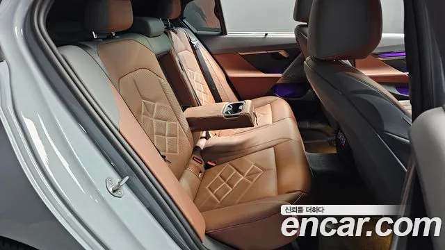 BMW 5-Series 5 серия (G60) 530i xDrive M Sport — Фото автомобиля 12
