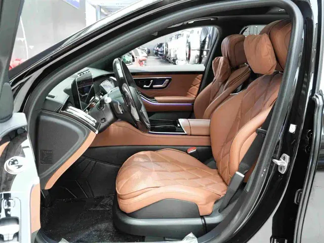 Mercedes-Benz Maybach S-Class — Фото автомобиля 11