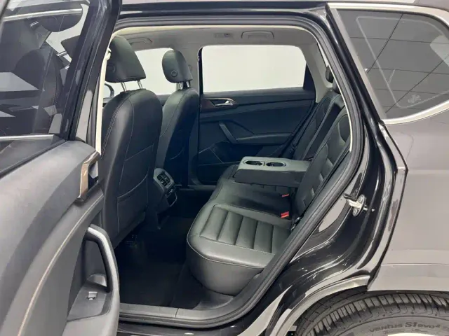 Volkswagen Tharu — Фото автомобиля 10