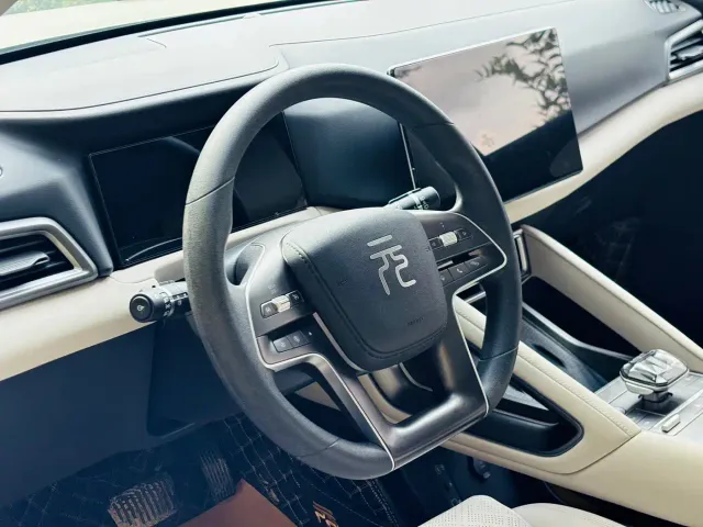 BYD Yuan UP — Фото автомобиля 6