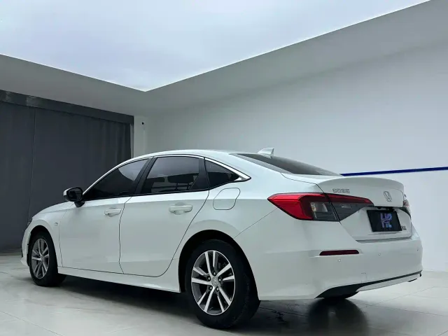 Honda Civic — Фото автомобиля 4