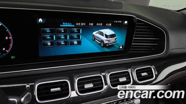 Mercedes-Benz GLE-Class — Фото автомобиля 21