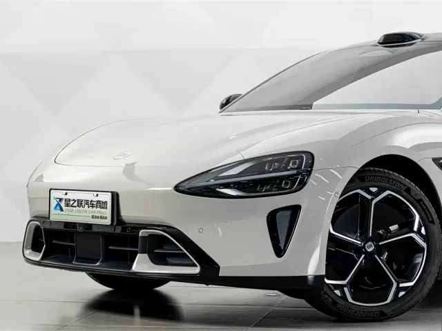 Xiaomi SU7 — Фото автомобиля 3
