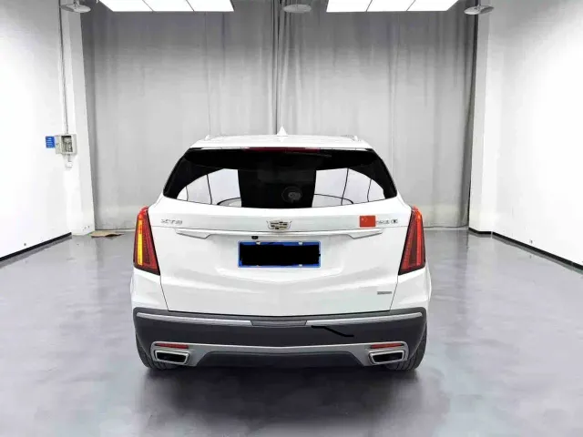 Cadillac XT5 — Фото автомобиля 8