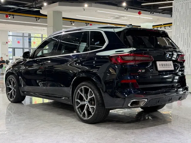 BMW X5 — Фото автомобиля 16