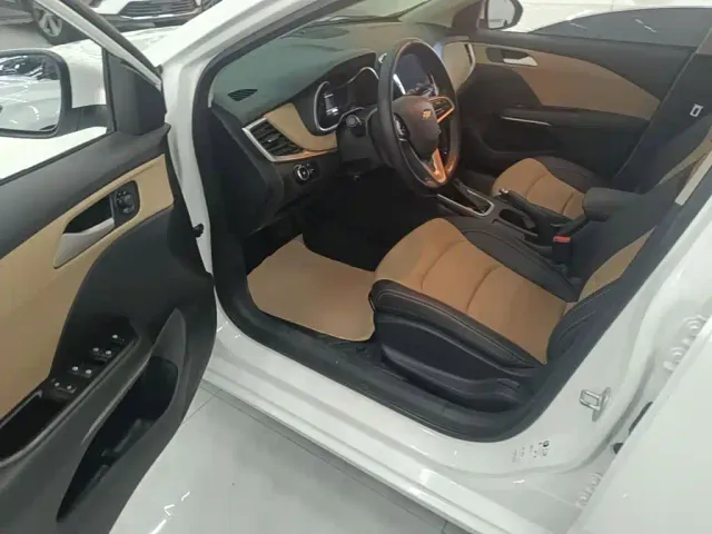 Chevrolet Monza — Фото автомобиля 15