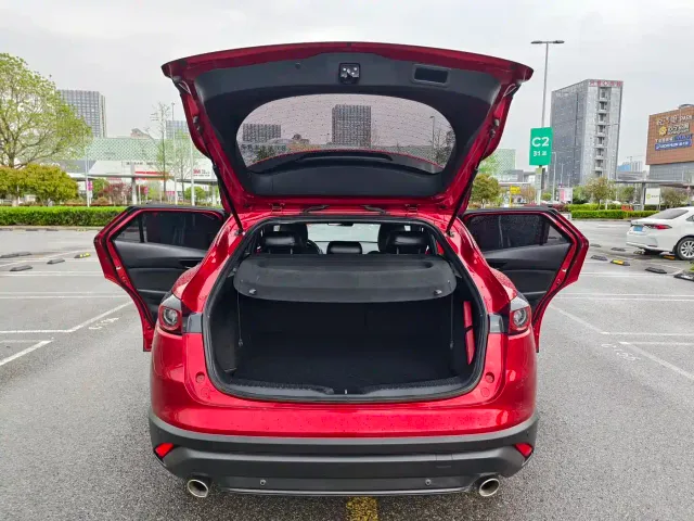 Mazda CX-4 — Фото автомобиля 6