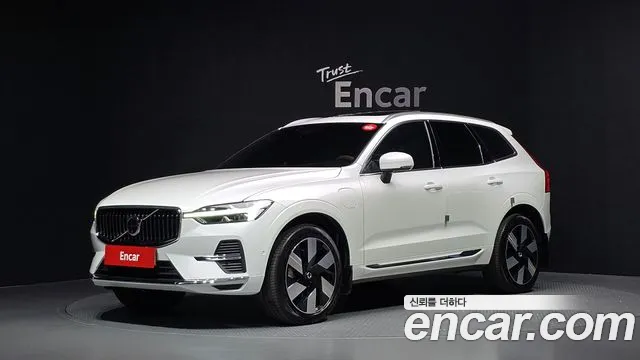 Фотография автомобиля — Volvo XC60 2nd Gen