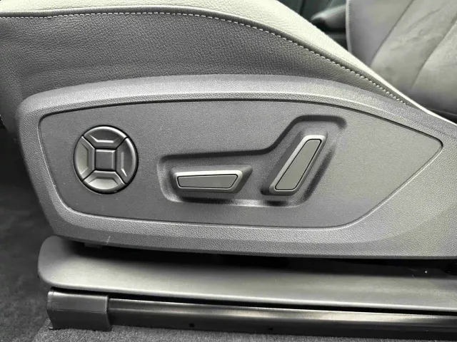 Audi Q3 — Фото автомобиля 11