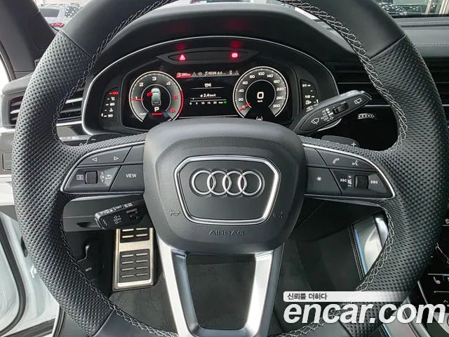 Audi Q7 — Фото автомобиля 13