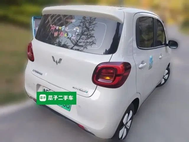 Wuling Motors Hongguang MINIEV 2025 4-Door Advanced — Фото автомобиля 4